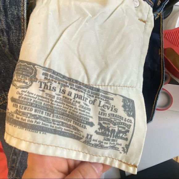 Levi 501 shorts 26 - Picture 6 of 7